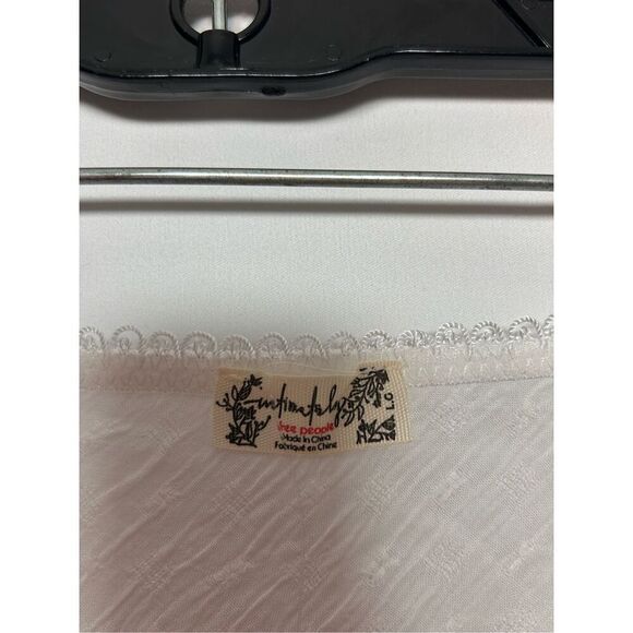 Intimately free people skirt / cover up size large C34-18 - Picture 3 of 5